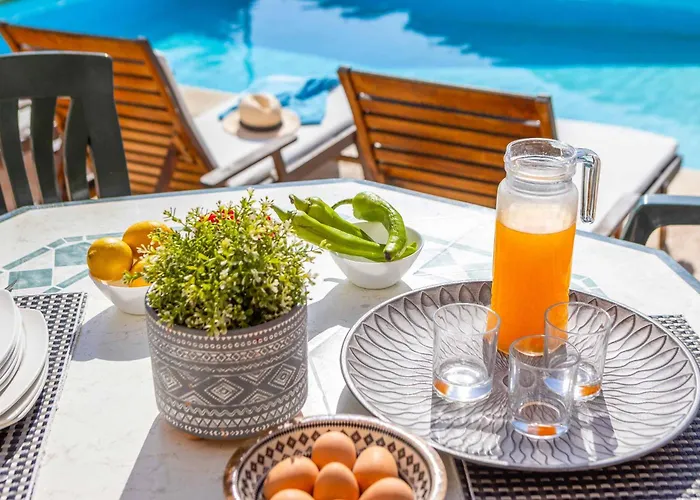 Villa Coralia Dream 14 *