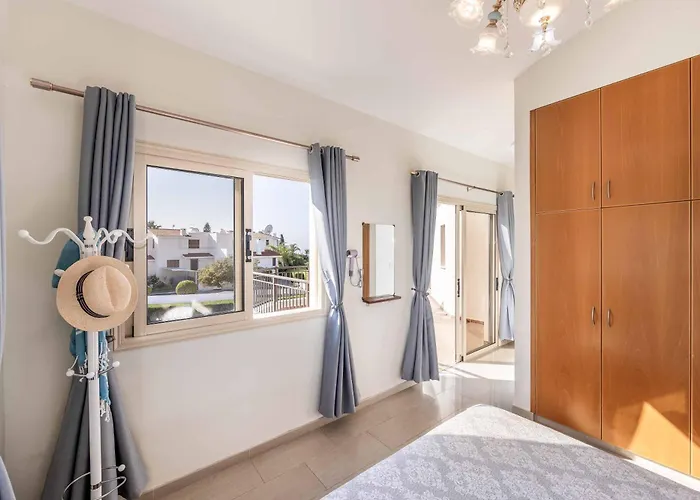 Coralia Dream 14 Villa Peyia