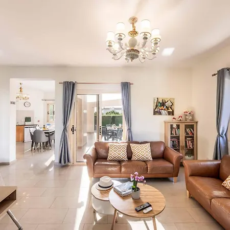 Coralia Dream 14 Villa Peyia